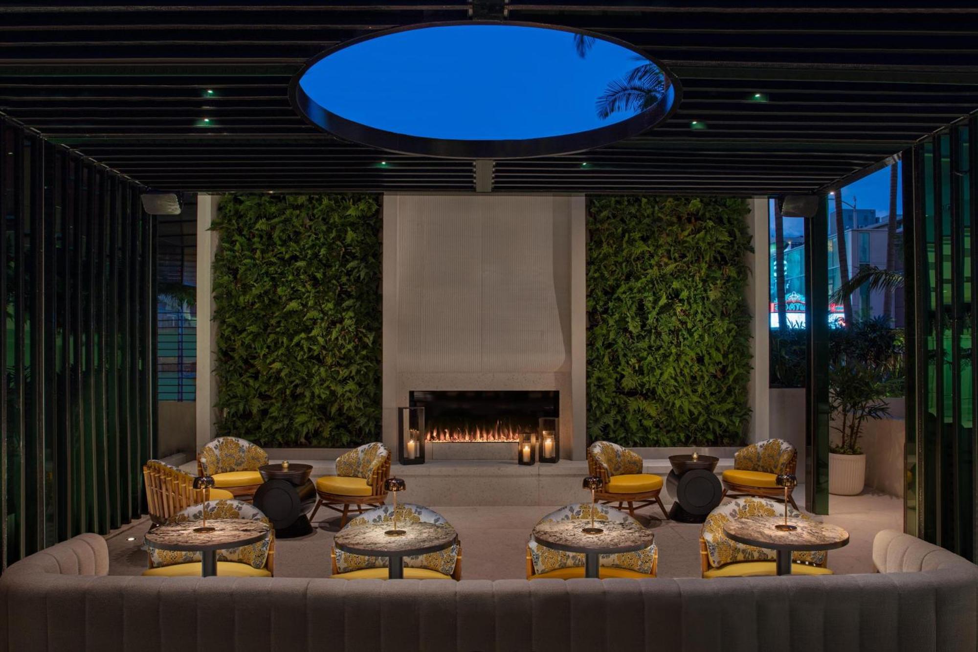 W Hollywood Hotel Лос Анджелис Екстериор снимка