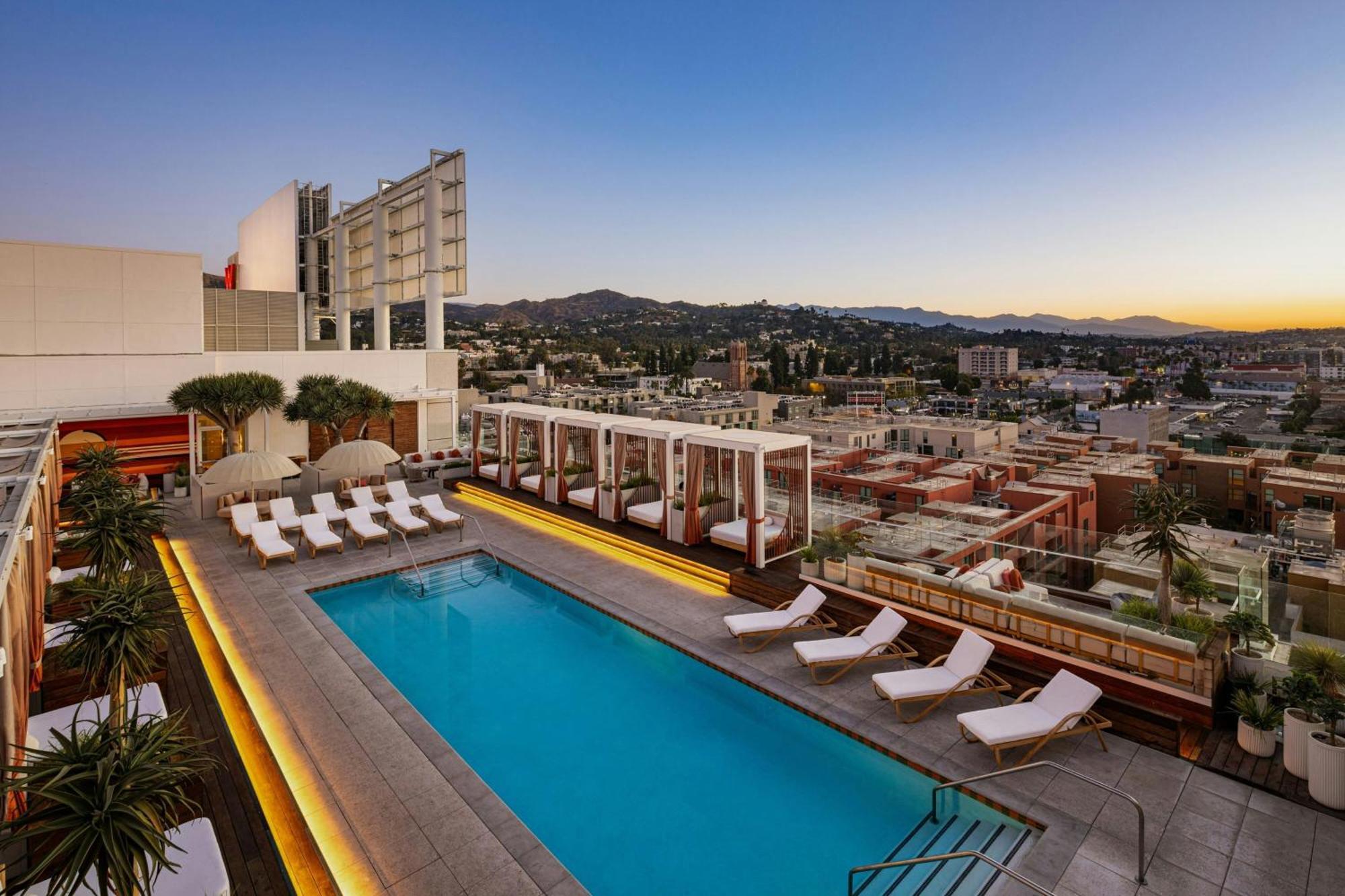 W Hollywood Hotel Лос Анджелис Екстериор снимка